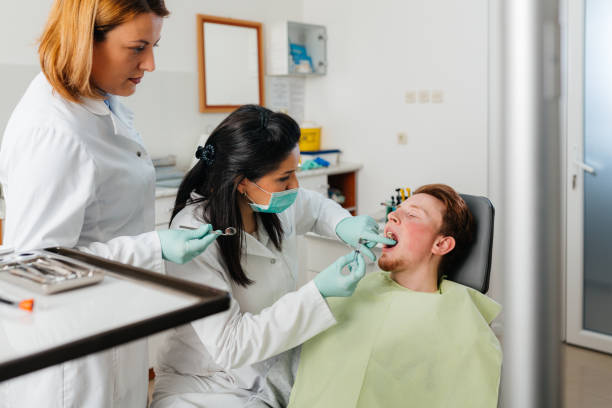 Best Holiday Emergency Dentist in De Soto, MO